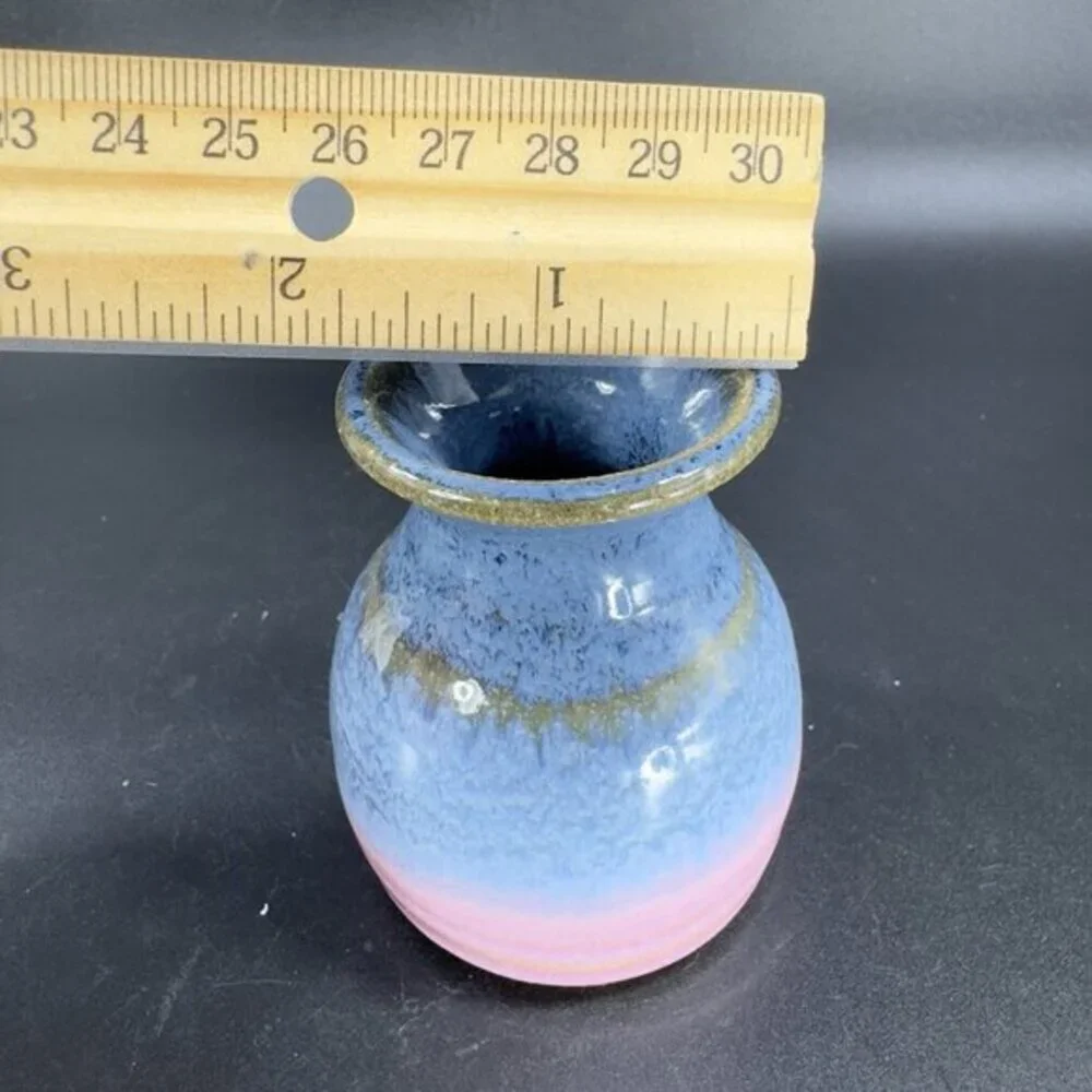 Vintage 1992‎ Hand Made Studio Art Pottery Mini Vase Vessel Artist Signed Vase